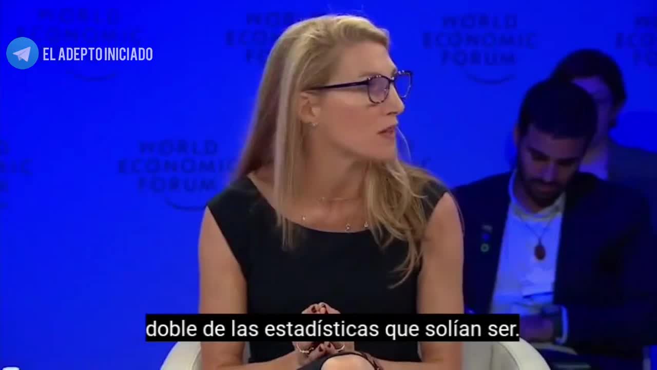 ️ Vanessa Kerry La Hija De John Kerry Alumna Aventajada En El Foro De Davos 🤮 Euskalnews Tv 9349